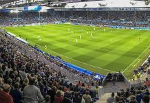 Atípico e histórico derbi en Mendizorroza