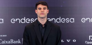 Gonzalo Corbalán recibe el premio Gigante Latinoamericano